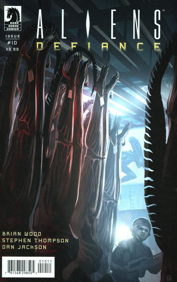 Aliens: Defiance #10 cover