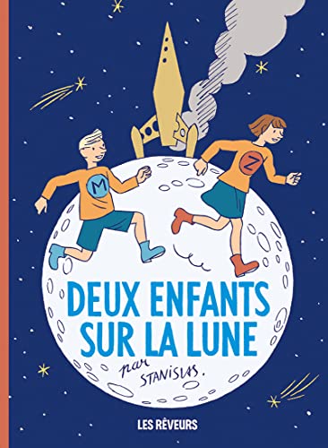 Deux enfants sur la Lune