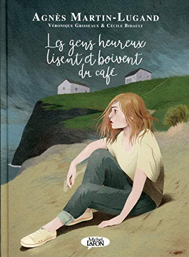 Les gens heureux lisent et boivent du café