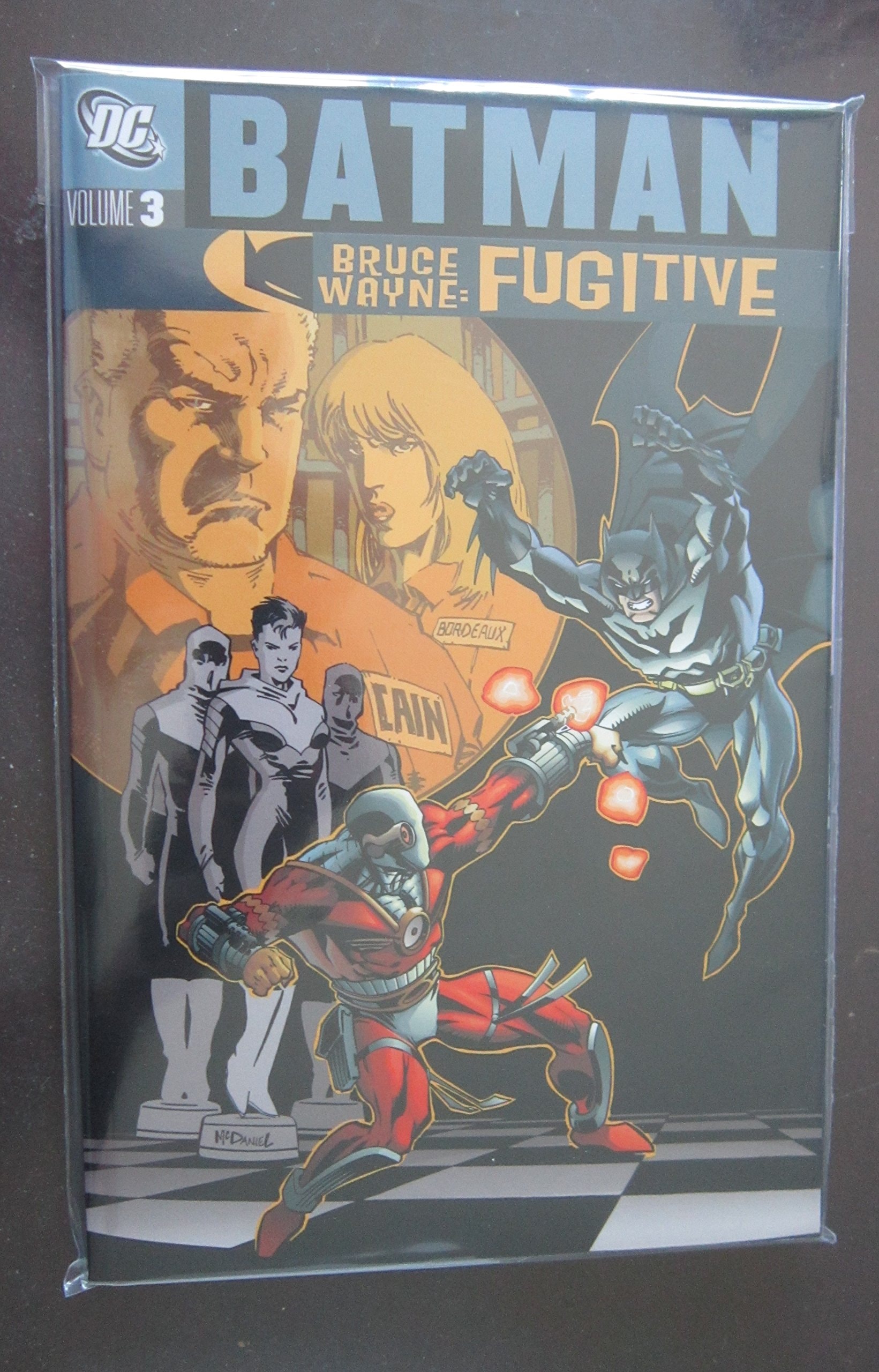 Batman: Bruce Wayne - Fugitive #3 cover