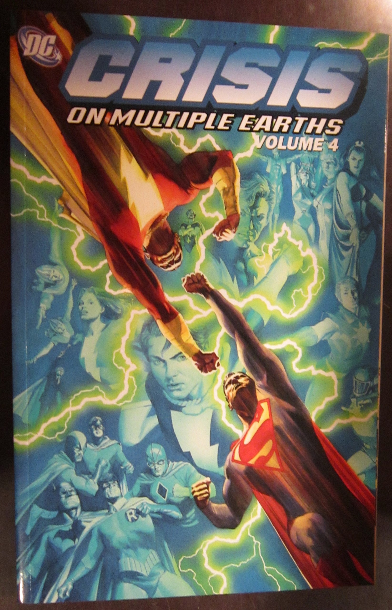 Crisis on Multiple Earths #4