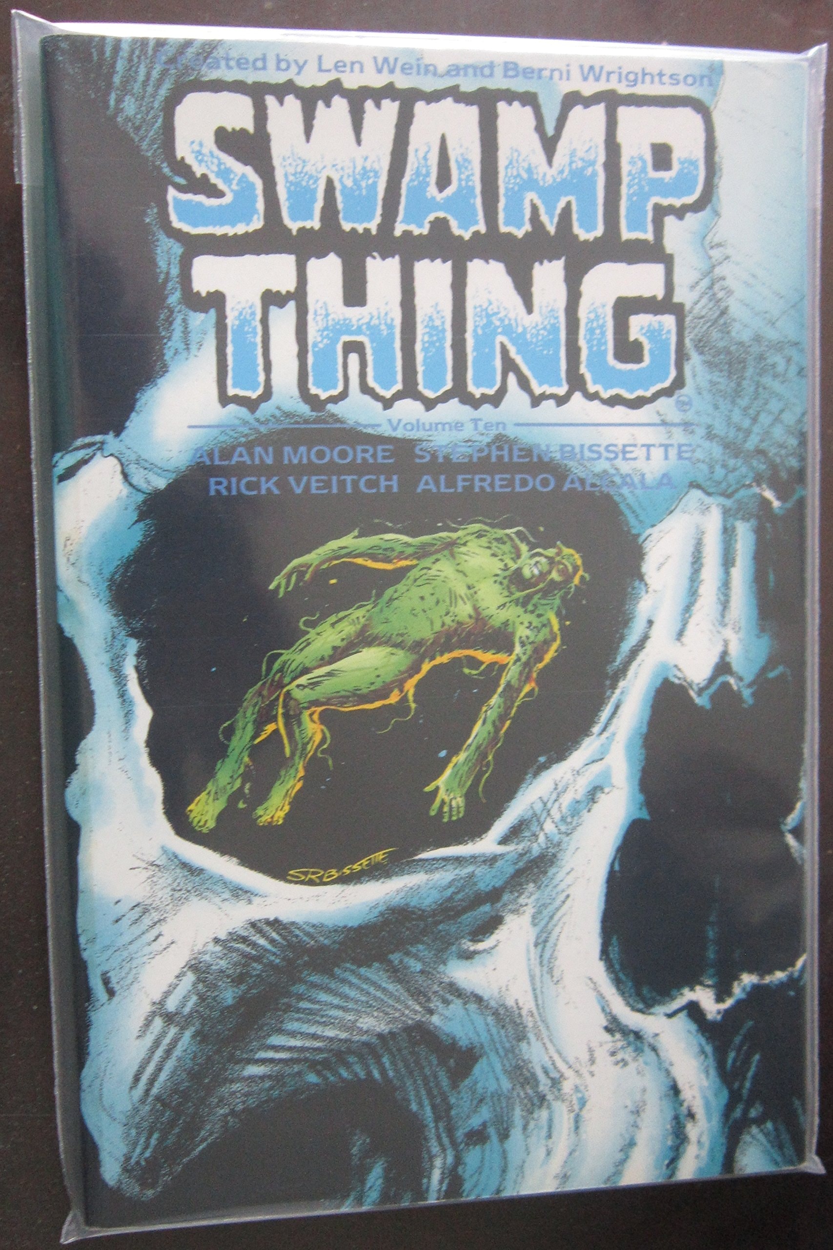 Swamp Thing #10 cover