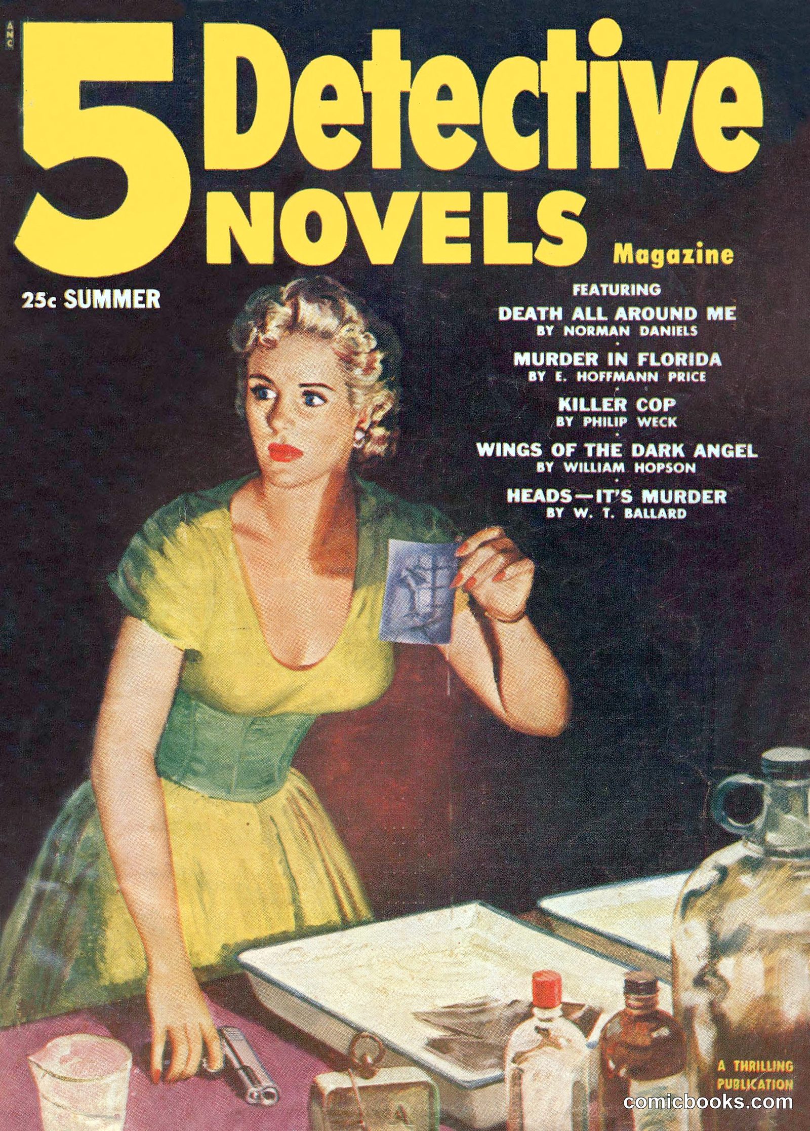 5 Detective Novels Magazine Cover