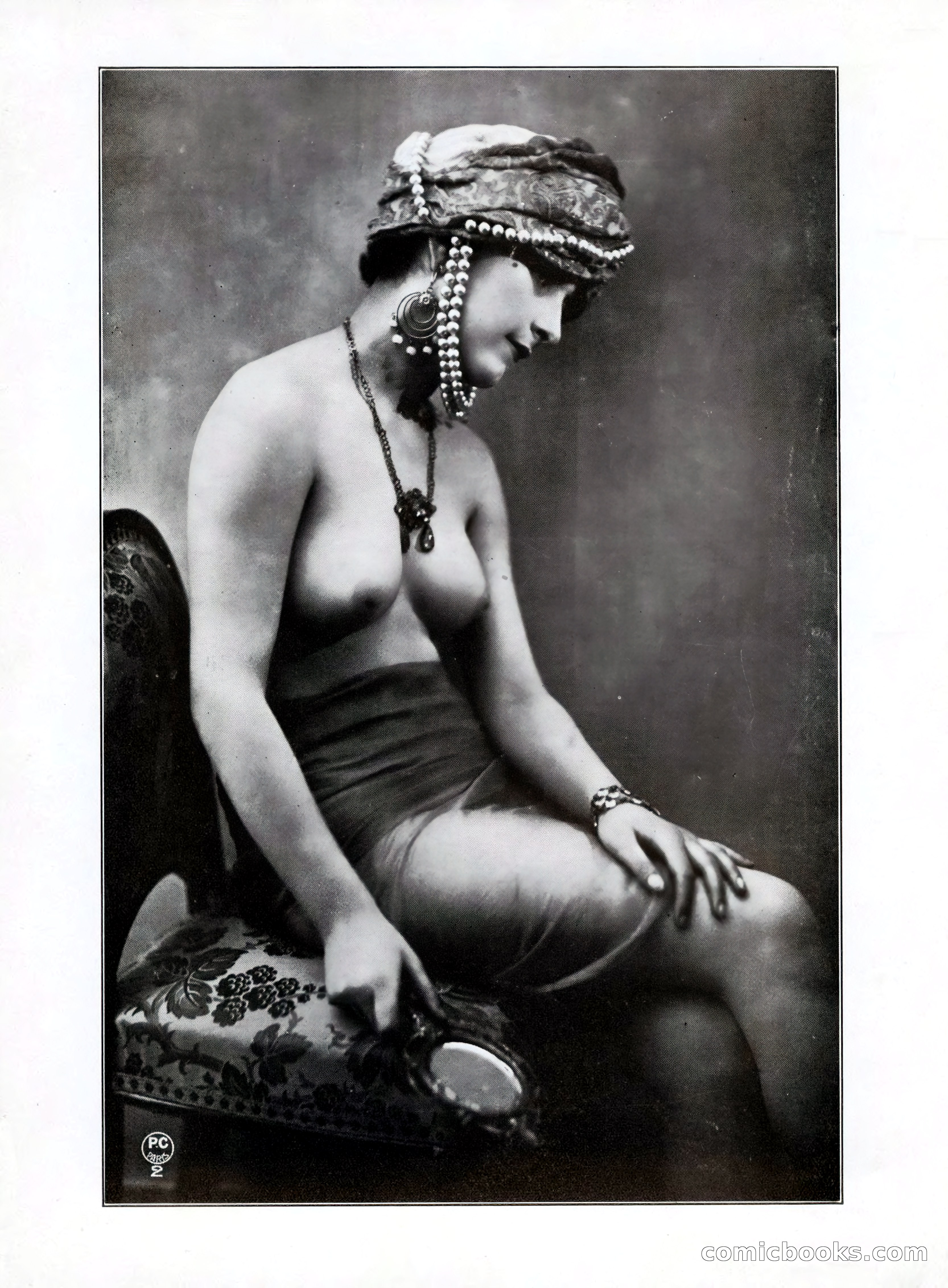 French Follies, April 1930 — page 21 of 50
